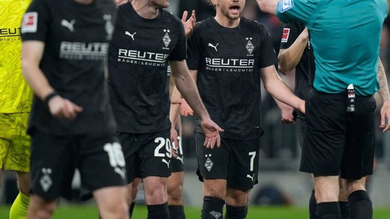 Viel „ausreichend“ war zu wenig: Honorat weiter außer Form, Stöger und Sander schauen zu – Borussias Noten gegen Bayern