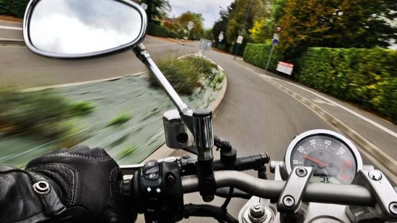 Neue Motorradsaison im Bergischen Land: Private Unfallversicherung ist wesentlich billiger