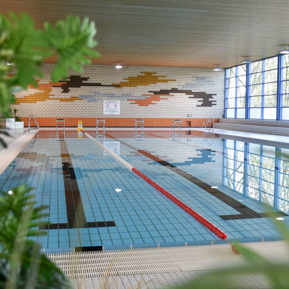 Angespannte Personalsituation in Rheinberg: Stadt schließt das Solvay-Hallenbad in den Osterferien