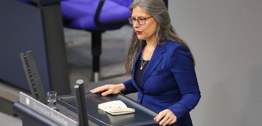 Spritpreise: Nina Scheer plädiert für Energiewende-Gutscheine statt Tankrabatt