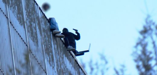 Dortmund: SEK-Einsätze wegen Kletterern auf Turm und Kran