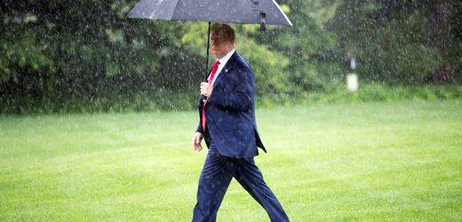 Iran: Berater hielten Donald Trump offenbar von Krisensitzung fern