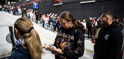 Ungarn: Erste Zahlen deuten auf hohe Wahlbeteiligung hin