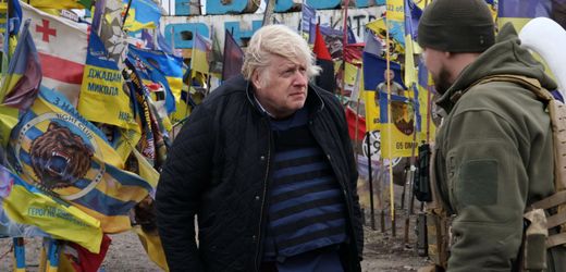 Krieg in der Ukraine: Ex-Premier Boris Johnson besucht die Front