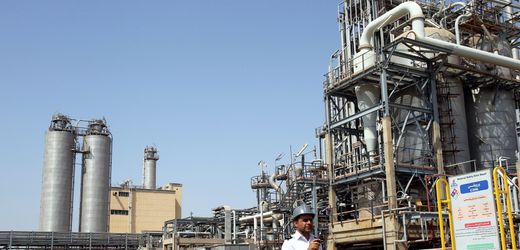 Iran: Chemieanlage durch Israel in angegriffen – iranische Raketen treffen Israel und Kuwait