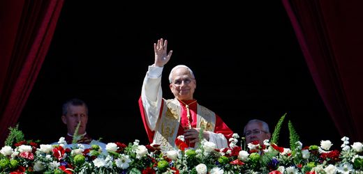 Papst Leo XIV. mahnt in Rom zu Frieden: »Wer Waffen in der Hand hält, lege sie nieder!«