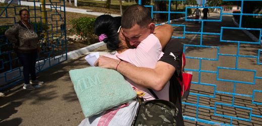 Kuba beginnt mit Freilassung von mehr als 2000 Gefangenen