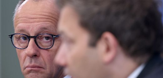 Nationaler Sicherheitsrat beriet über Versorgungslage bei Kerosin