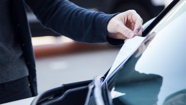 „Finde ich toll“: Velberter erhält überraschende Post vom Ordnungsamt