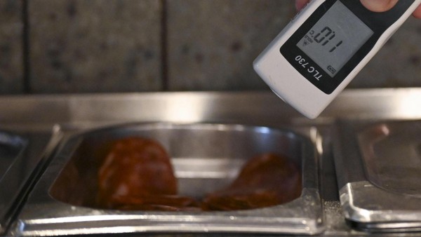 Schimmel, Rost und mehr: Lebensmittel-Kontrolleure verhängen Strafen in Velbert