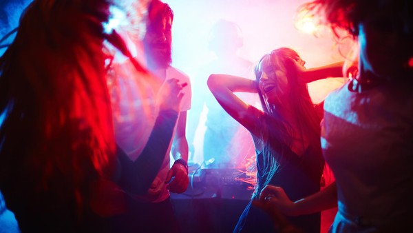 Schlager, Charts und House: Hier tanzt die Region Velbert in den Mai