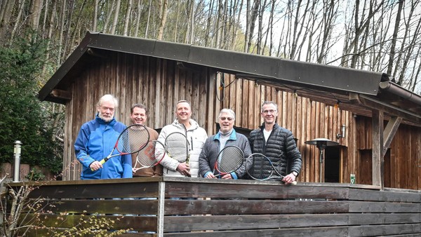 Als letzter Verein im Stadtteil: Wie die Langenberger SG Tennis eine Heimat gibt