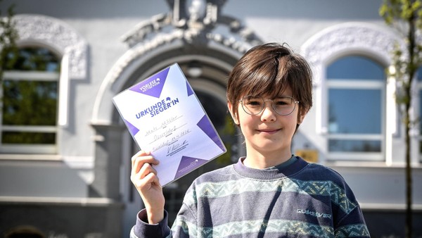 Erfolgreich im Vorlesen wie nie: Velberter Mats (12) fährt zum Landesentscheid