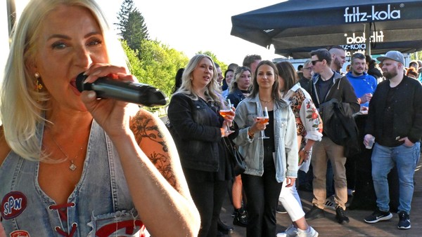 Heiligen Rock: Sonne lockt viele Besucher an – das war an den Locations los