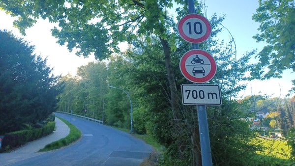 Unmut über „Tempo 10“ an Velberts Berg – und es geht noch langsamer