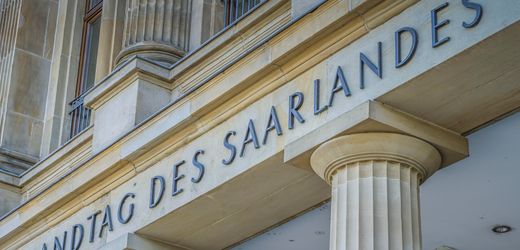 Saarland: Landtag verankert Verantwortung vor Gott in der Verfassung – nicht alle finden das gut