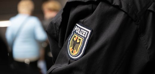 Berlin: Mann nach Hilfe für belästigte Frauen offenbar in S-Bahn verprügelt