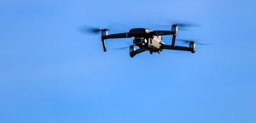 Frankreich: Rentner schießt von Gemeinde eingesetzte Drohne ab