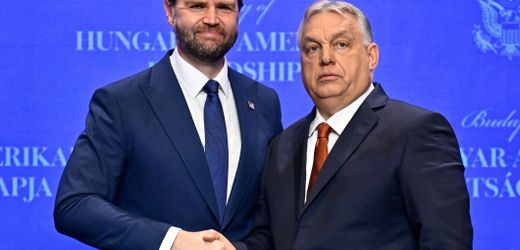 Wahlkampf in Ungarn: J.D. Vance zu Gast in Budapest