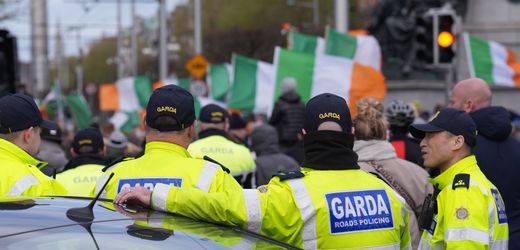 Irland – Spritpreis: Polizeichef Justin Kelly sieht wegen Protesten den »Staat in Gefahr«