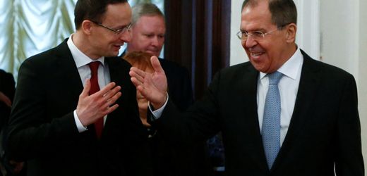 Ungarn: Außenminister soll Sergej Lawrow Gefälligkeiten versprochen haben