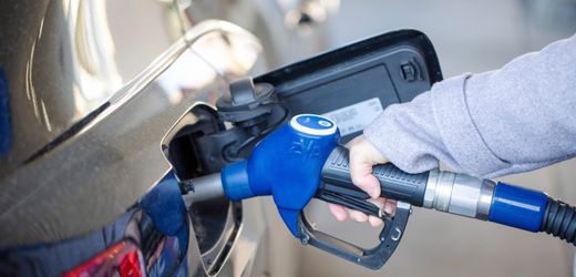 Spritpreise: Bevölkerung will lieber Tankrabatt für alle als spezielle Hilfen