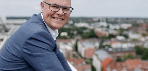 Spritpreise und Gas: Schleswig-Holsteins Umweltminister ruft zum Sparen auf