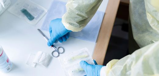 Krankenkassen: Krankenhausverband attackiert Warkens Sparpläne