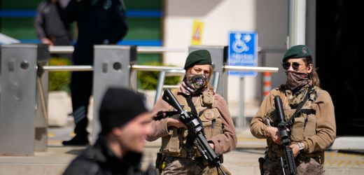 Istanbul: Fast 200 Festnahmen nach Schusswechsel vor israelischem Konsulat