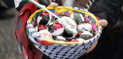 Ostermärsche in Deutschland: Fotos unterschiedlicher Kundgebungen