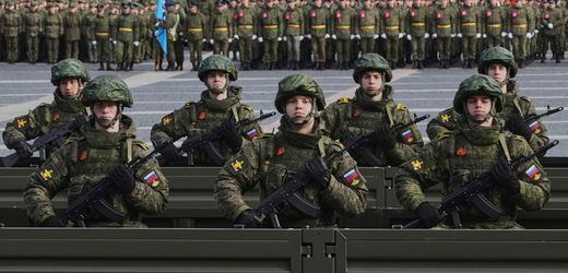 Russland-Ukraine-Krieg: Wie gefährlich ist Putins geschwächte Armee für die Nato?