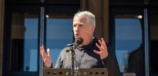 USA: Star-Historiker Timothy Snyder warnt vor Staatsstreich durch Donald Trump