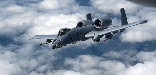 Iran-Krieg: Offenbar zweites Kampfflugzeug nahe der Straße von Hormus abgestürzt