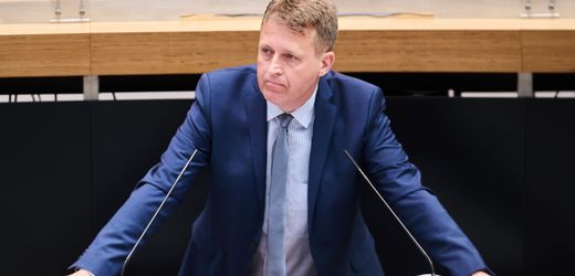 Oliver Friederici: Berliner Senat entlässt Staatssekretär in Fördermittel-Affäre
