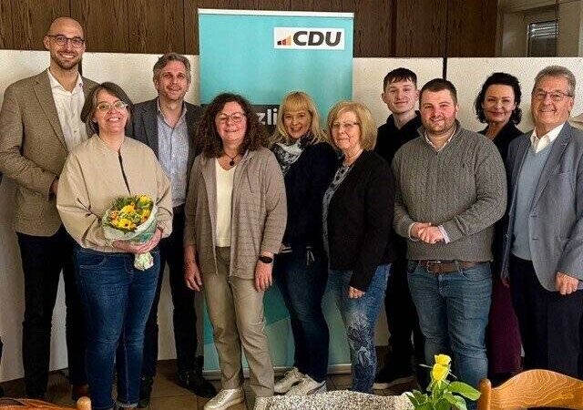 Gemeindeverband wählt Vorstand: Sascha van Beek bleibt an der Spitze der CDU Alpen