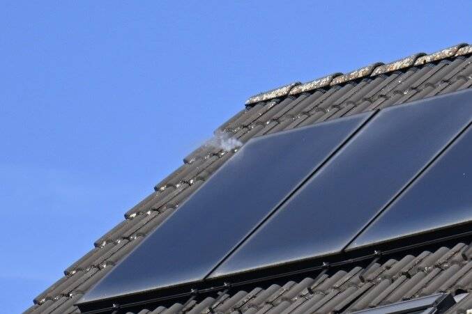 Dampf statt Rauch: Feuerwehr Krefeld rückt zu vermeintlichem Brand aus