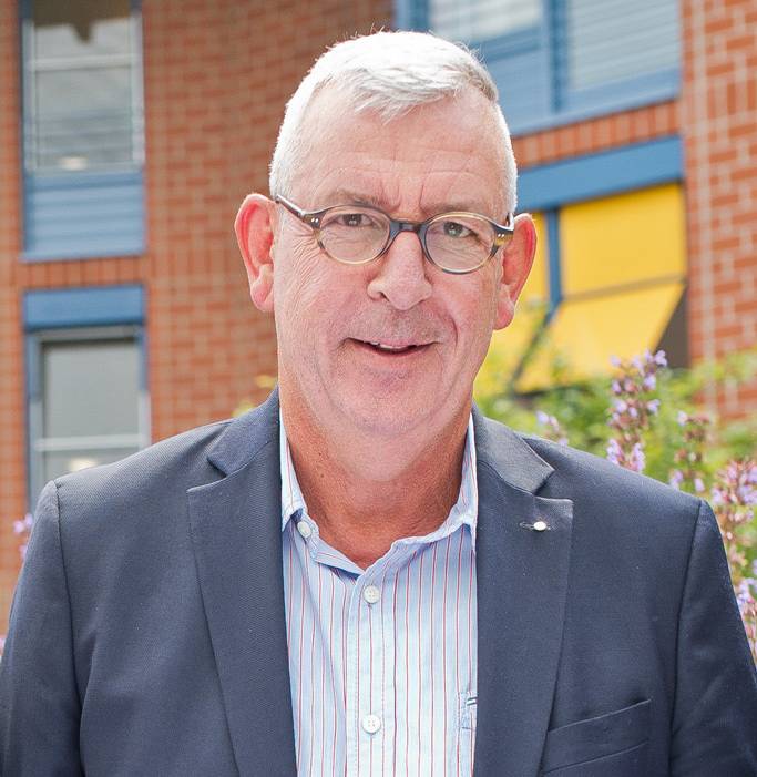 Hans-Werner Reisdorf im Urlaub verstorben: Grevenbroich trauert um früheren Caritas-Geschäftsführer