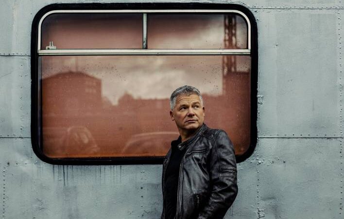 Am 22. April: Thriller-Autor
Winkelmann 
im Medienzentrum