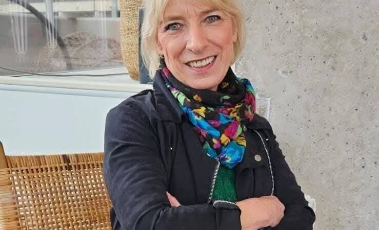 Dormagenerin gibt Tipps: „Die Menschen sind völlig gestresst“ – wie Spaziergänge beim Entspannen helfen