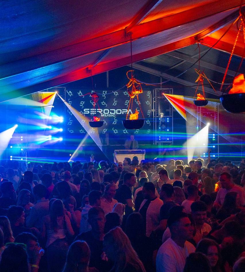 Maikirmes mit DJs und Schlager: Partyalarm in Achterhoek