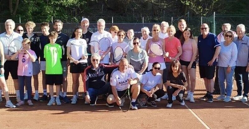Sport in Hückeswagen: Tennisclub startet in die neue Saison