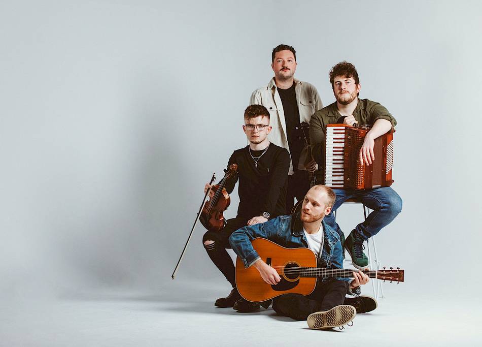 Kulturvilla in Mettmann: Folk-Musik auf Top-Niveau, Figurentheater und ein rauschendes Fest