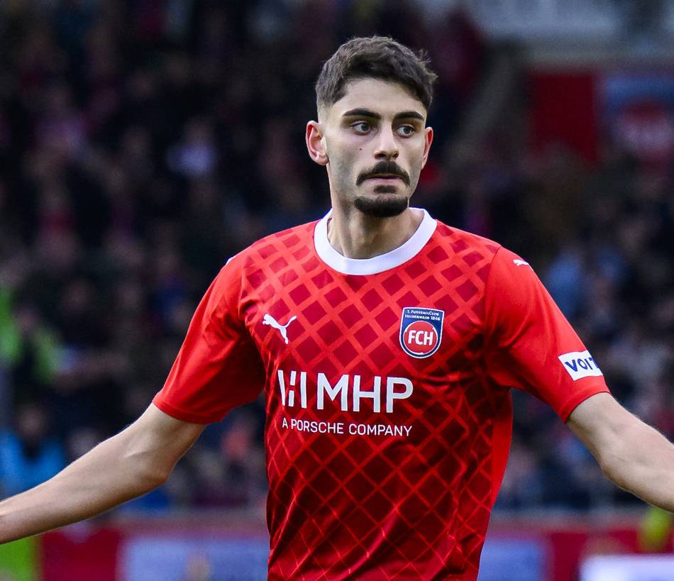 Aufruf in den Sozialen Medien: Freiburg und Heidenheim suchen Stammzellenspender für Dinkci-Freundin