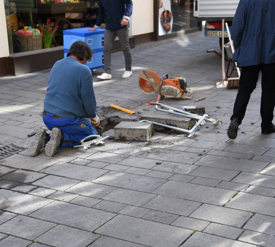 Stadtbild in Düsseldorf : Sanierung in der Altstadt – „Granit Natursteinpflaster“ taugt nichts