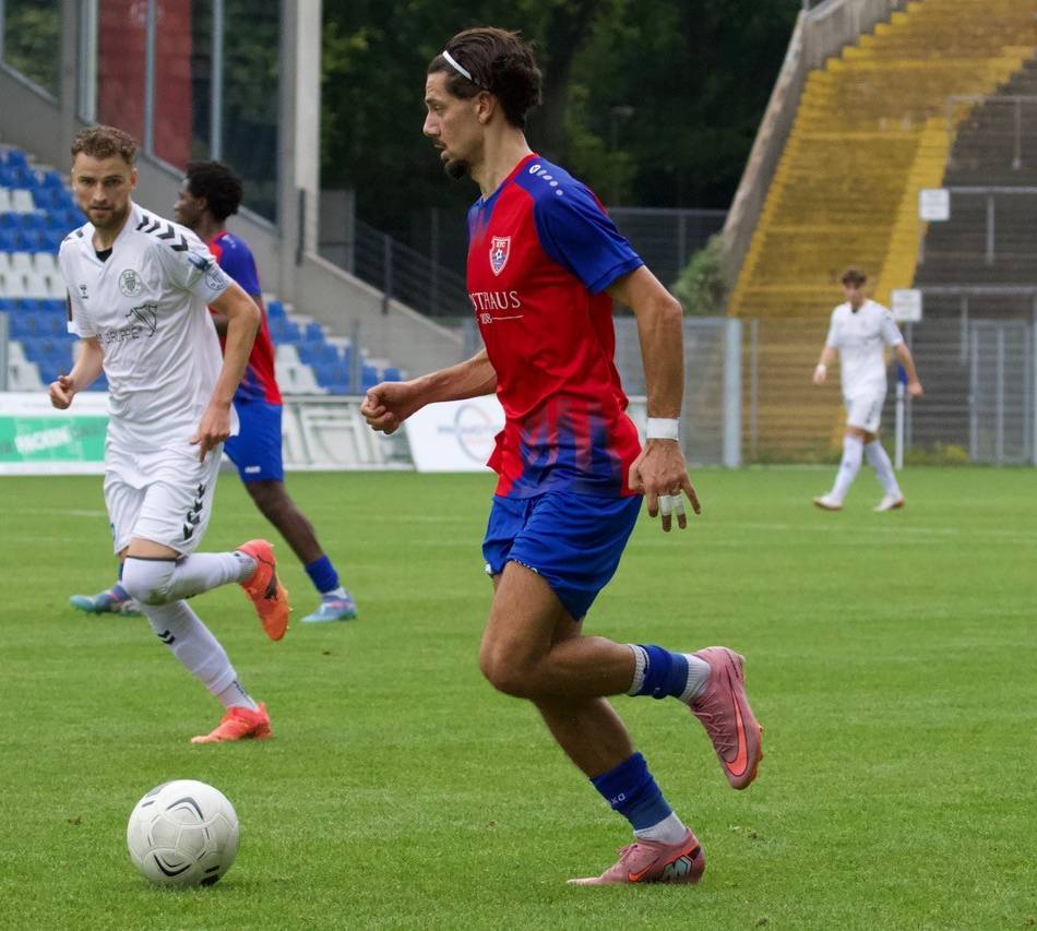 1:0-Sieg gegen Adler Union Frintrop: Chancenwucher in der Grotenburg – der KFC muss lange zittern