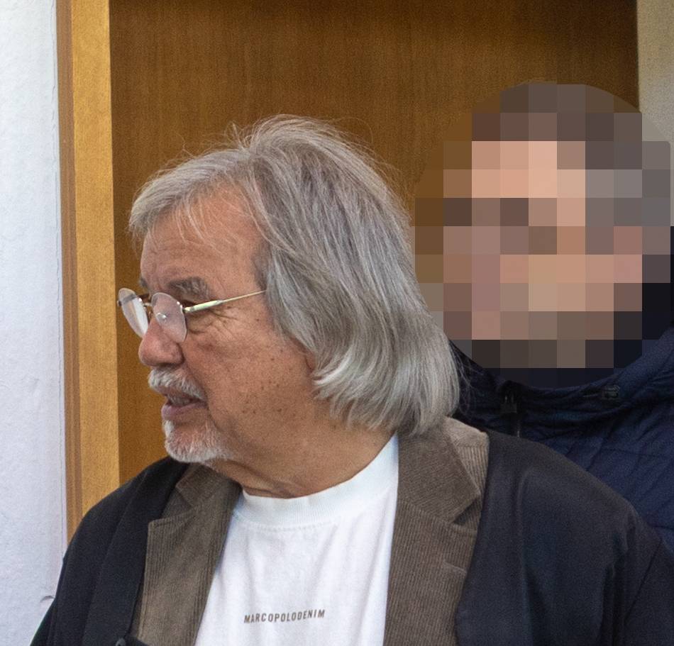 Betrugsprozess in Krefeld: Cleverbuy-Chef in U-Haft wegen Wiederholungsgefahr