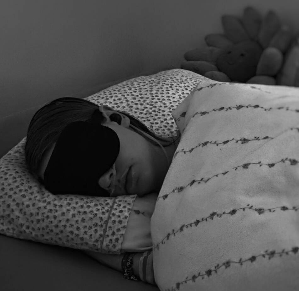 Klever Mädchen mit Long Covid: Kathi und Rosa sind im Dunkeln gefangen – „Wir sind lebendig begraben“