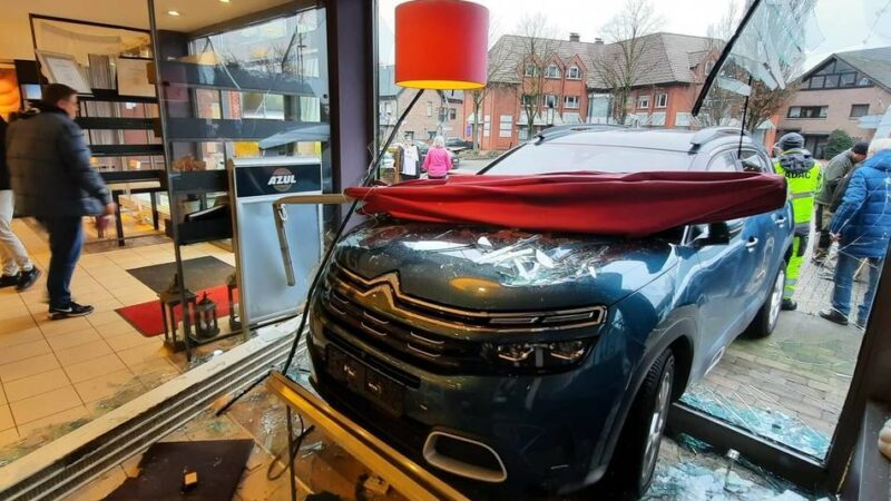 Ratschläge der Kreisverkehrswacht Wesel: Verkehrstote im Seniorenalter – „Mit 85 sollte man keine langen Strecken mehr fahren“