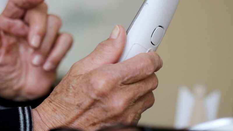 Betrug in Wermelskirchen: Falscher Bankangestellter ergaunert Bargeld von Senior