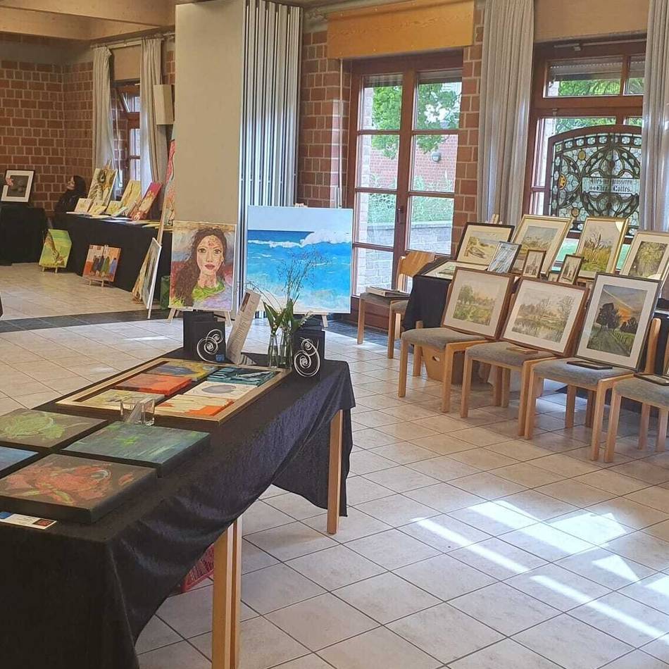 Kunstausstellung im Convent: VIE82 gastiert zum Frühlingsfest in Kaldenkirchen